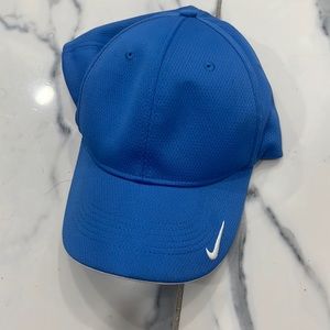 Nike golf hat